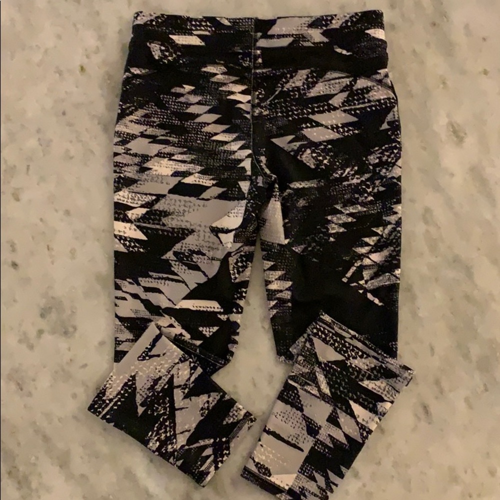 Mossimo yoga pants - Picture 3 of 5